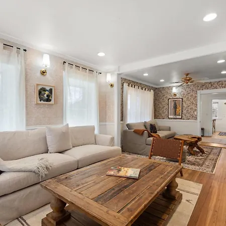 238 Griffin Street Unit Ab * Santa Fe