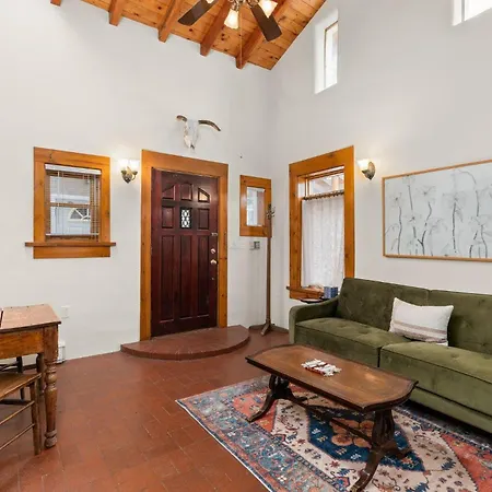 238 Griffin Street Unit Ab Holiday home Santa Fe